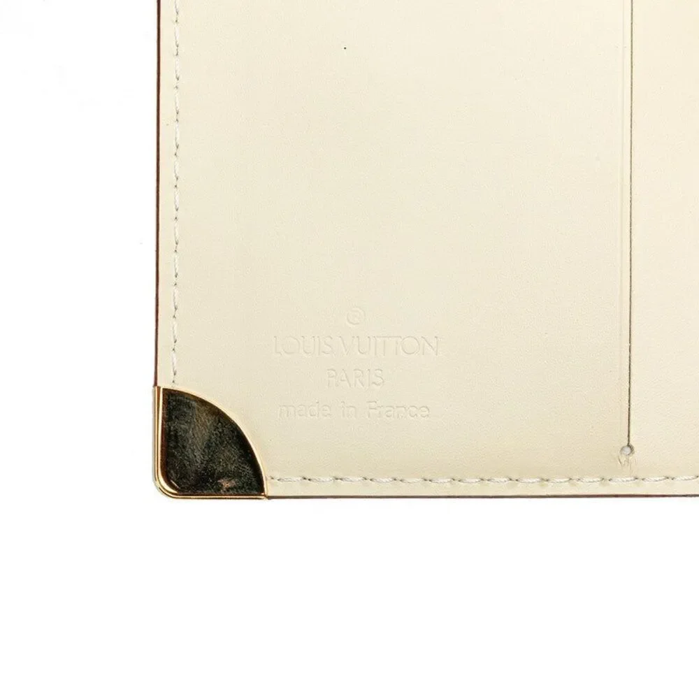 Louis Vuitton Suhali Compact Zippy Wallet M91831